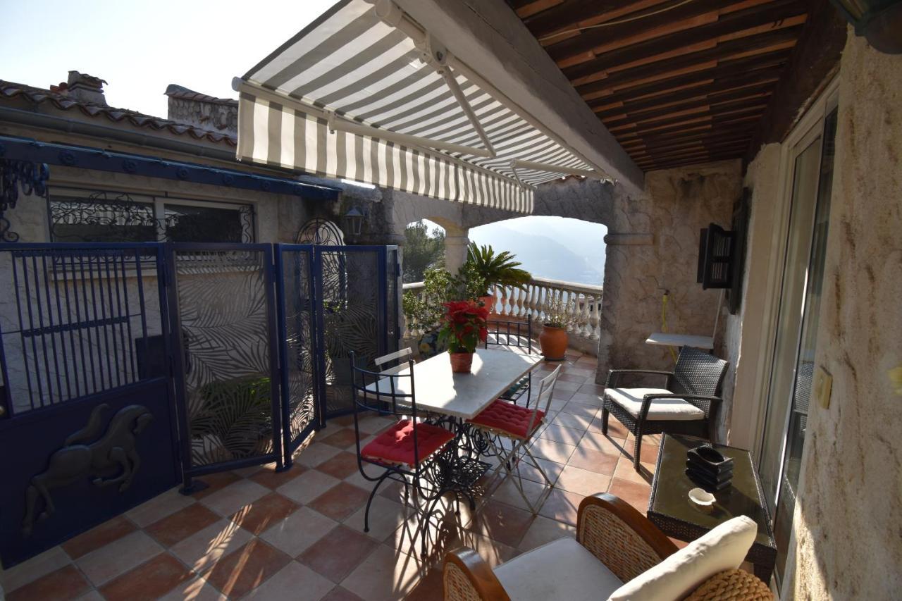 Studio en villa et sa terrasse privée La Trinité Esterno foto
